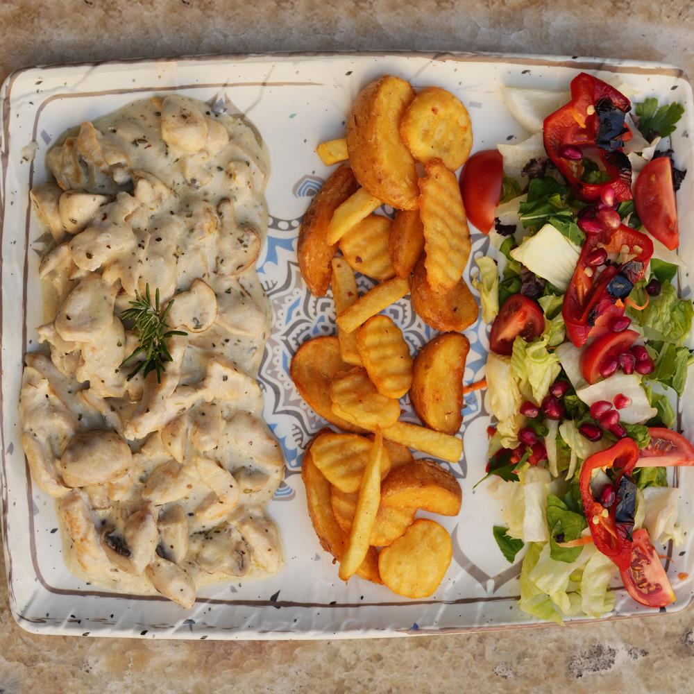 FESLEĞEN SOSLU TAVUK