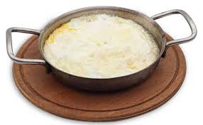Kaşarlı Yumurta